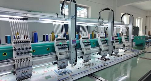 巾幗巧手織就幸福路 特克斯縣小產業托起婦女家門口的增收夢